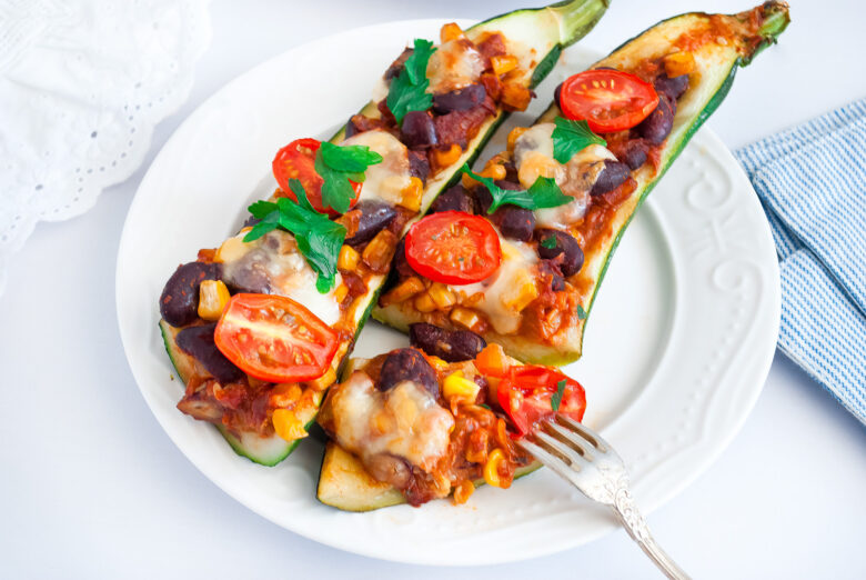 cukinia faszerowana po meksykańsku