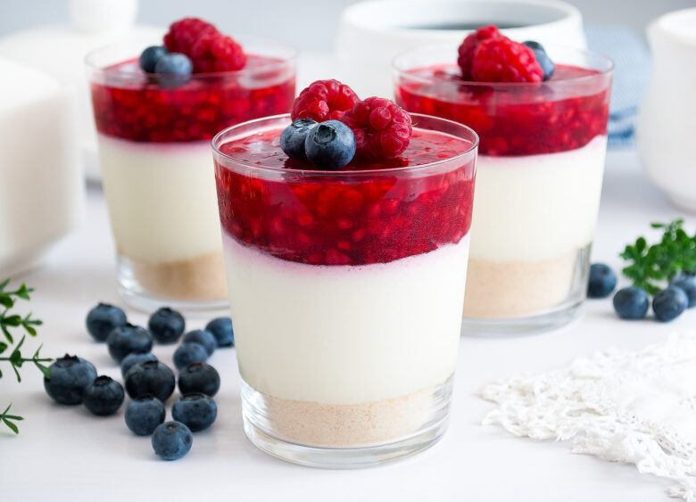 deser z białą czekoladą