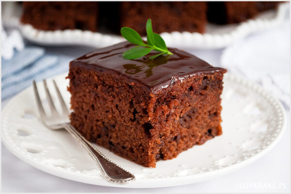 wegańskie-ciasto-czekoladowe